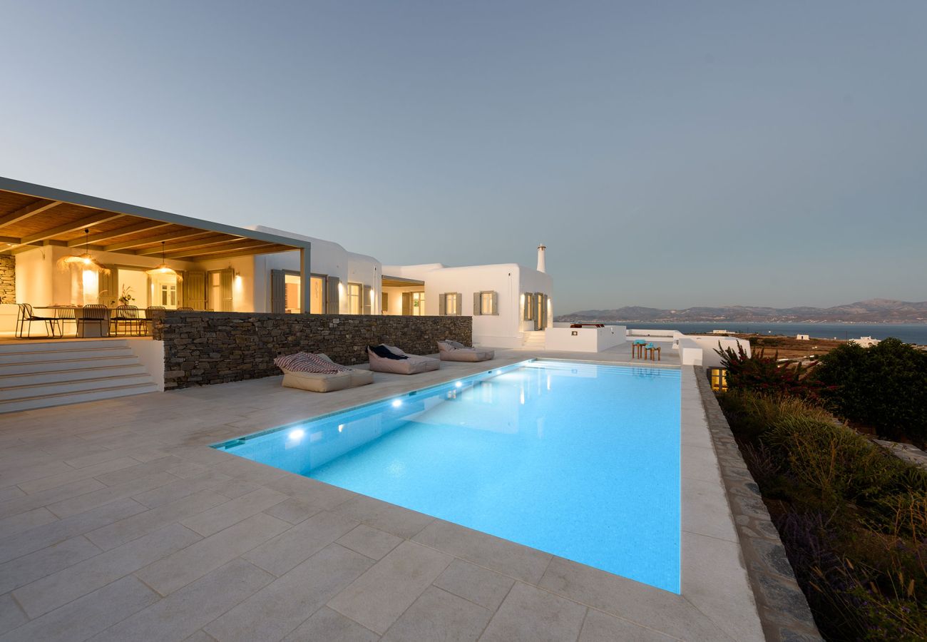 Villa in Paros -  Spectacular house for 14 people with beautiful sea views near Golden Beach