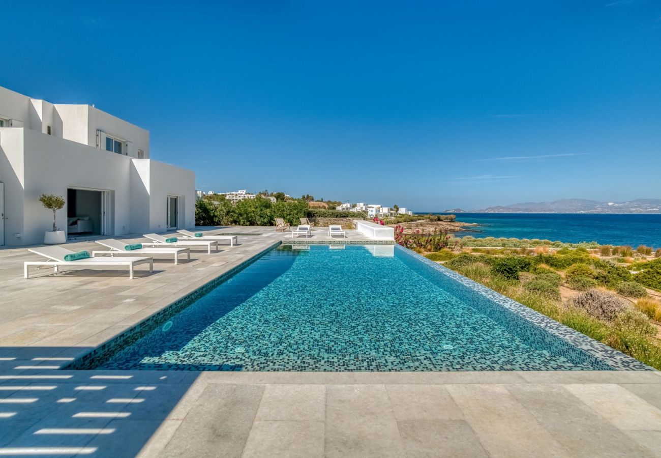 Villa in Paros - Spectacular house for 10 people with stunning sea views near Golden Beach