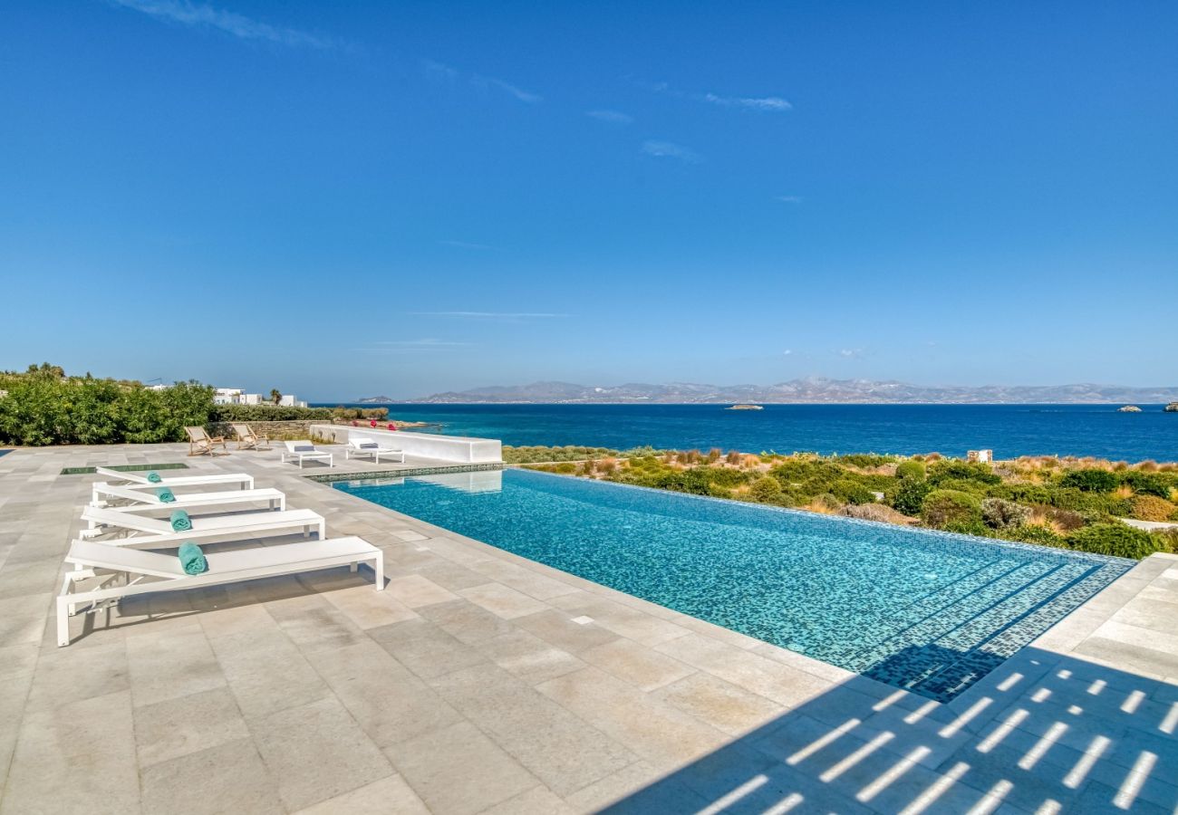 Villa in Paros - Spectacular house for 10 people with stunning sea views near Golden Beach