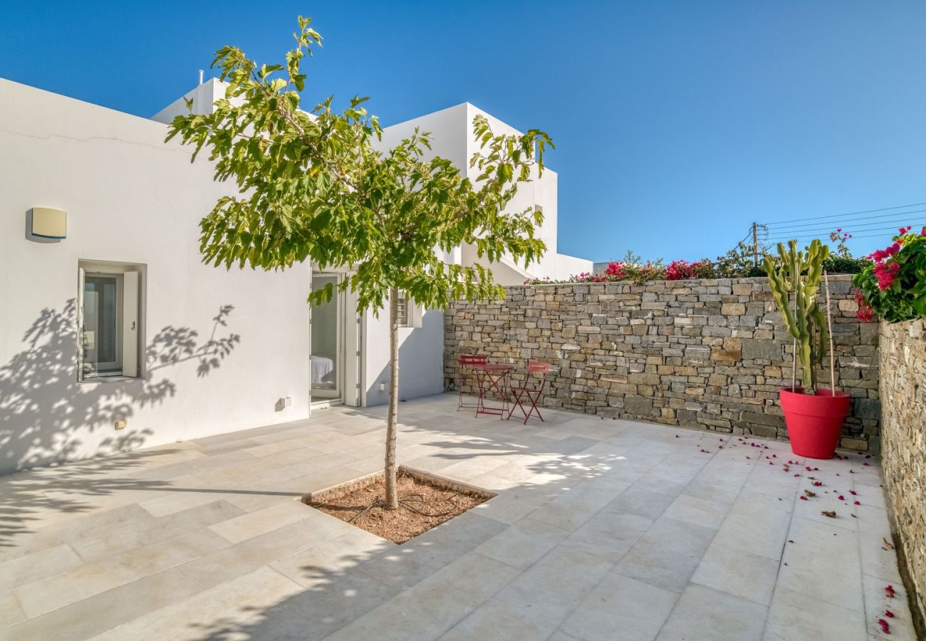 Villa in Paros - Spectacular house for 10 people with stunning sea views near Golden Beach