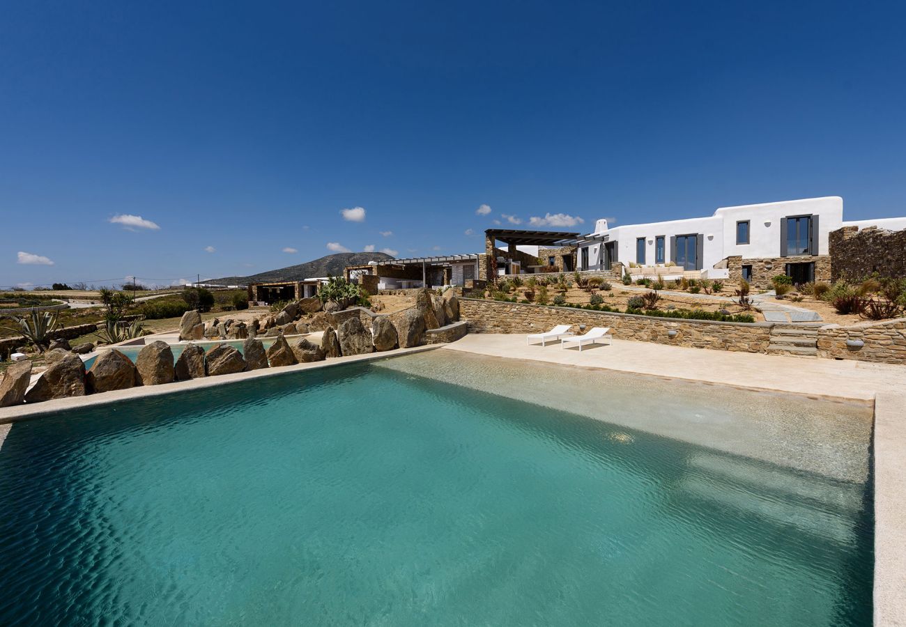 Villa in Paros - Bellevue - Beautiful house for 8 people with stunning sea views near Greece Beach in Paros