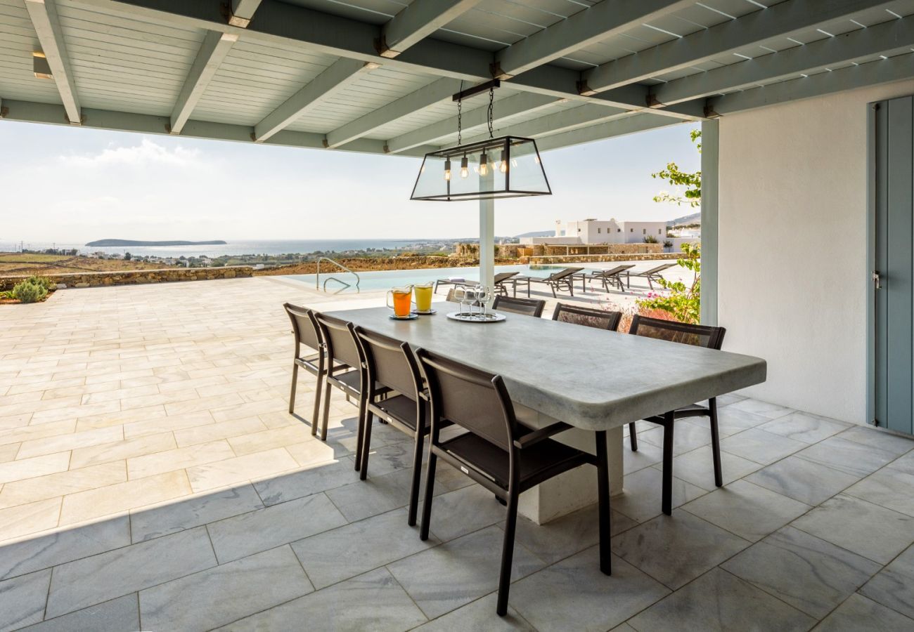 Villa in Paros -  Electra -Villa for 10 people with beautiful sea views in Paros