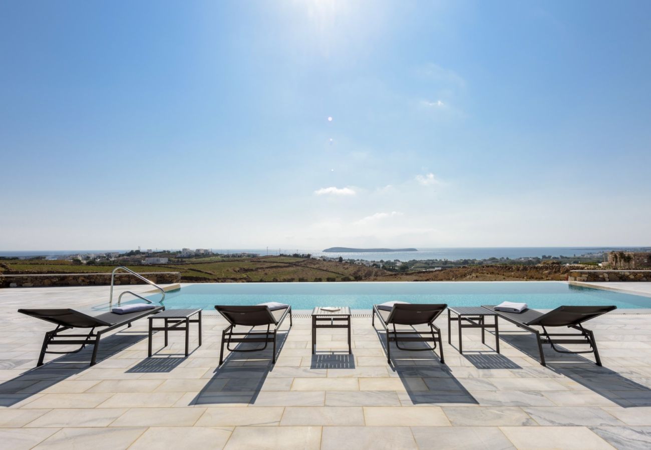 Villa in Paros -  Electra -Villa for 10 people with beautiful sea views in Paros