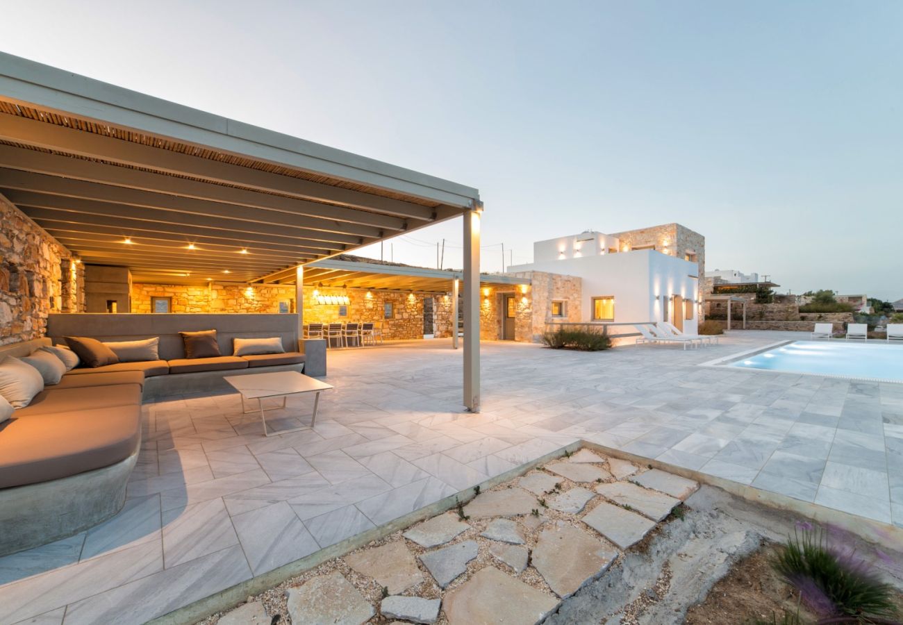 Villa in Paros - Eos - Villa for 10 people near the beach of Golden Beach (Greece)