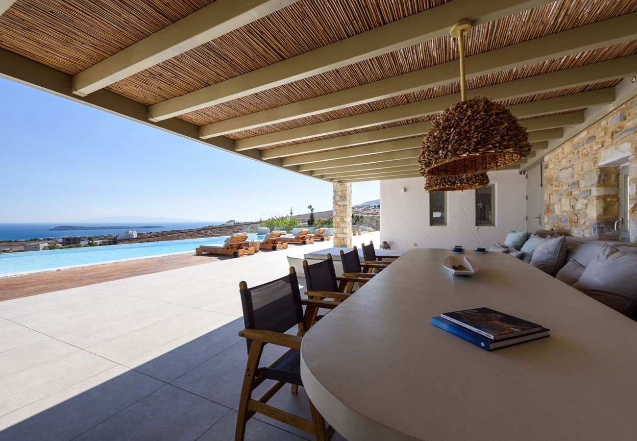 Villa in Paros - Lenora - Spectacular 4 bedroom house with beautiful sea views near Golden Beach (Greece)