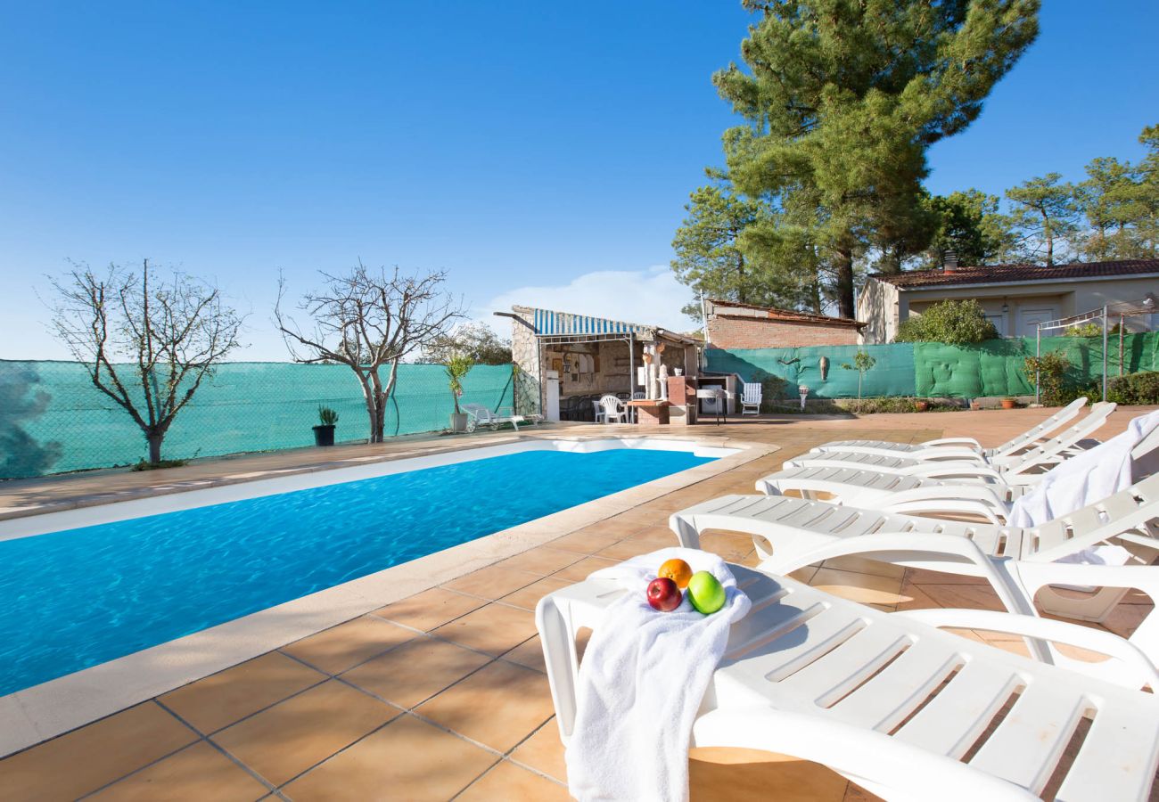 Villa à Lloret de Mar - 2AL01 -Maison simple avec piscine privée située dans un quartier résidentiel très calme