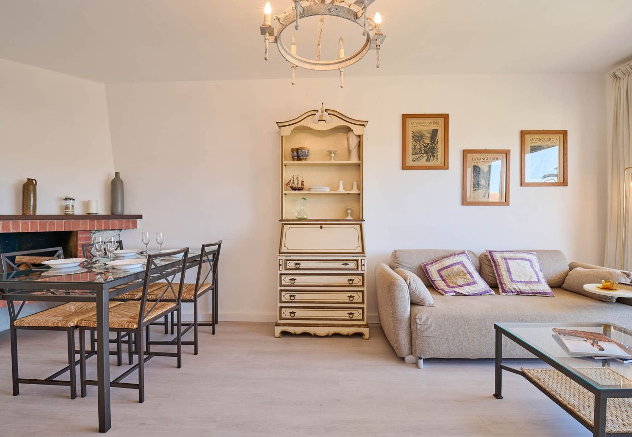 Appartement à Calella de Palafrugell - 1CB X3 - Appartement avec 2 chambres dans un quartier très calme avec jardin et piscine communautaires près de la plage de Calella de Palafrugell