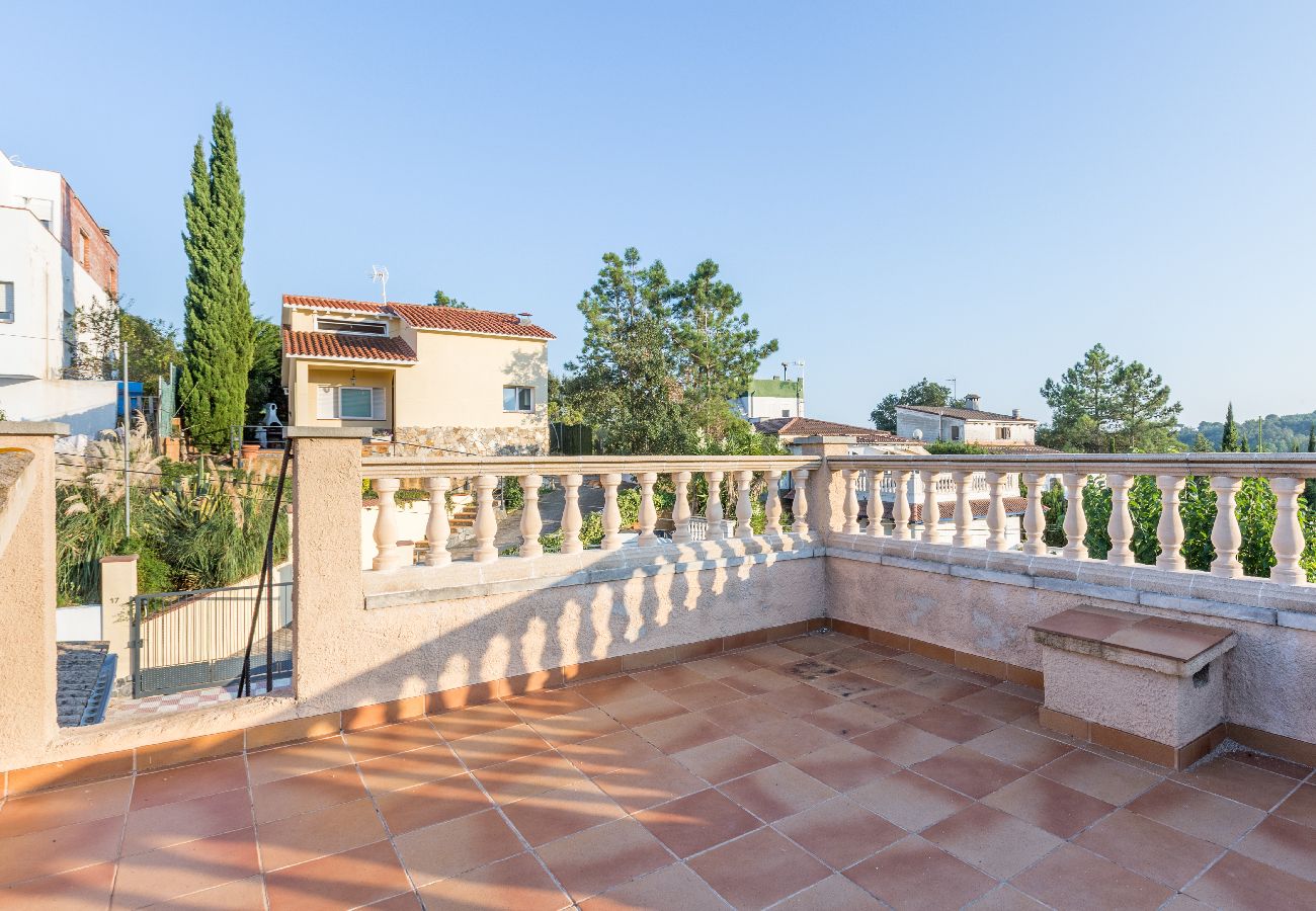 Villa à Lloret de Mar - 2DAM01 - Maison accueillante 4 chambres avec piscine privée située dans un quartier calme