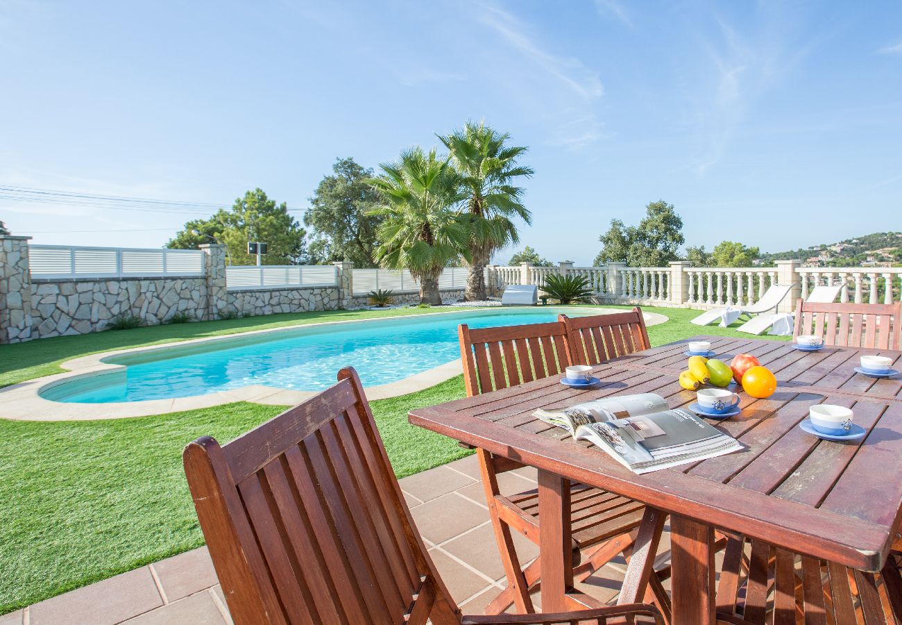 Villa à Lloret de Mar - 2MARIAN01 - Belle maison de 3 chambres avec piscine privée située dans un quartier résidentiel calme