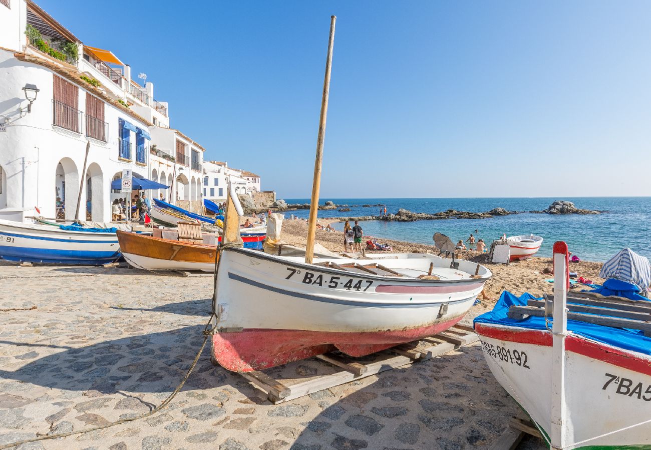 Villa à Llafranc - 1MIRAD 01 - Grande maison rénovée avec beaucoup de goût, avec une vue fantastique sur la mer et un accès direct à la plage de Llafranc