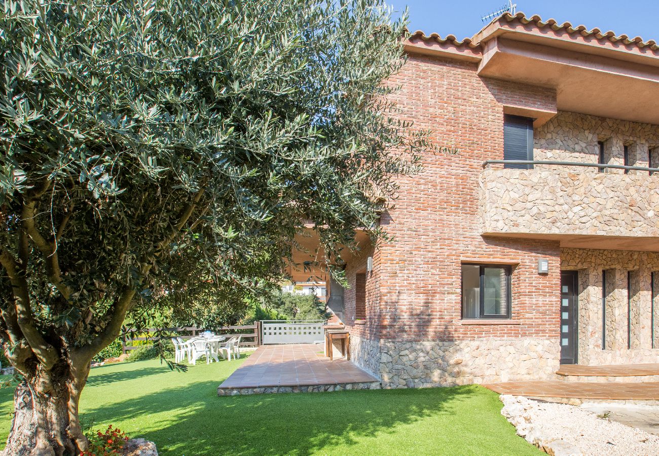 Villa à Lloret de Mar - 2PON01 - Belle maison avec piscine privée située dans un quartier calme près de la plage