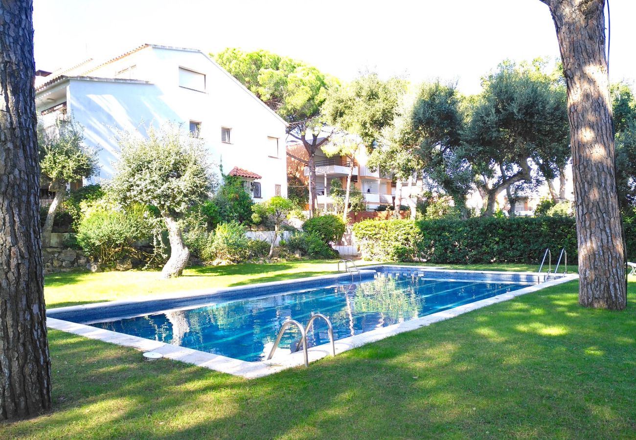 Villa à Calella de Palafrugell - 1PX 65 - Maison confortable pour 8 personnes avec piscine commune à 800m de la plage de Calella de Palafrugell