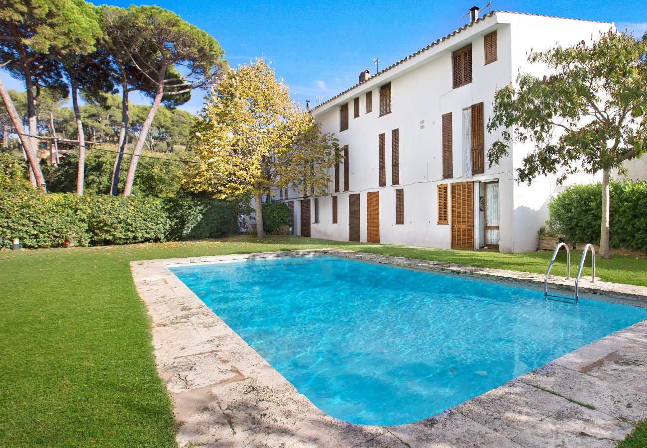 Villa à Llafranc - 1ROS 01 - Maison de 150 m2 avec piscine communautaire et parking, très proche de la plage de Llafranc