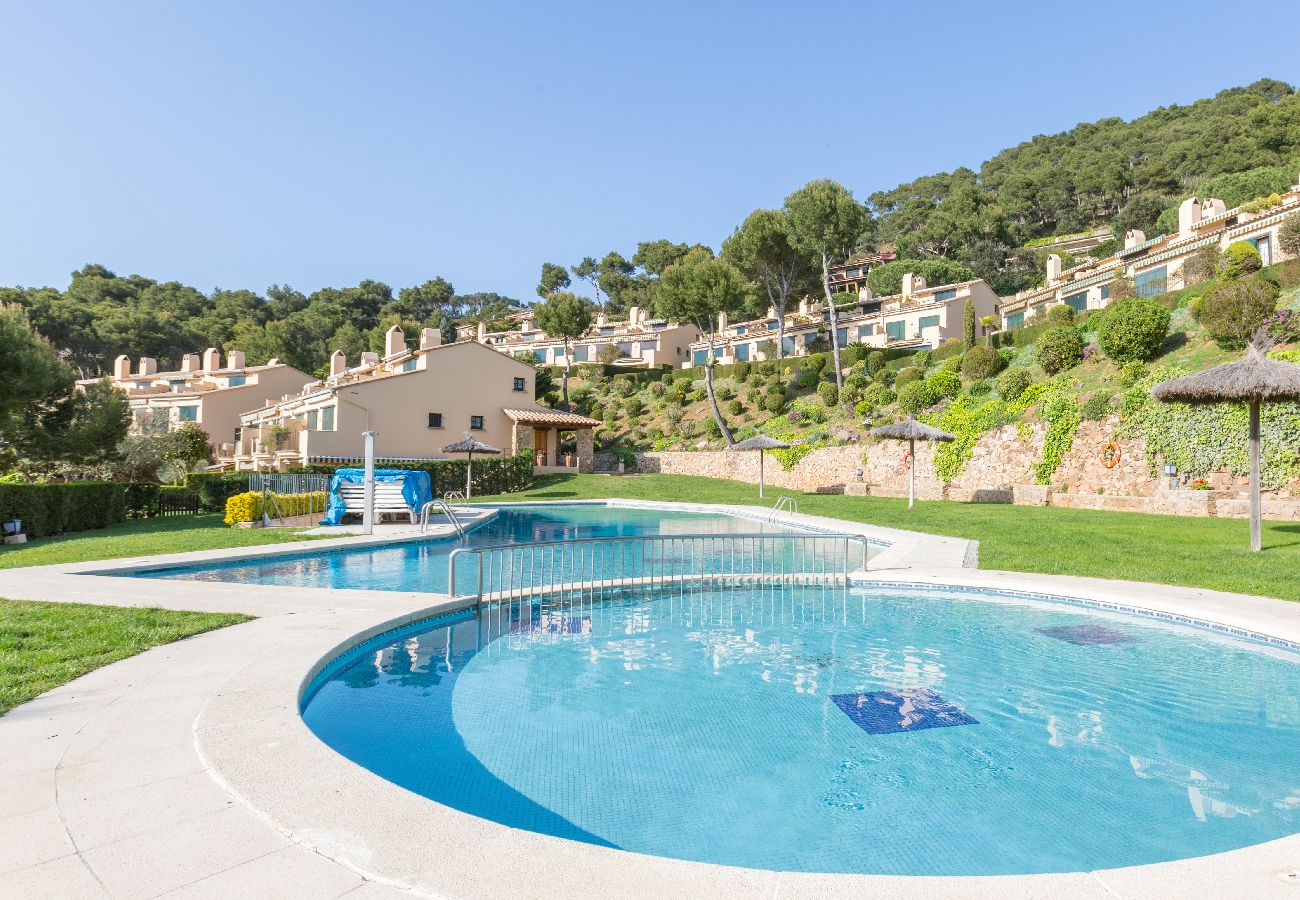 Villa à Llafranc - 1SB 01 - Belle maison avec jardin privé et piscine communautaire près de la plage de Llafranc