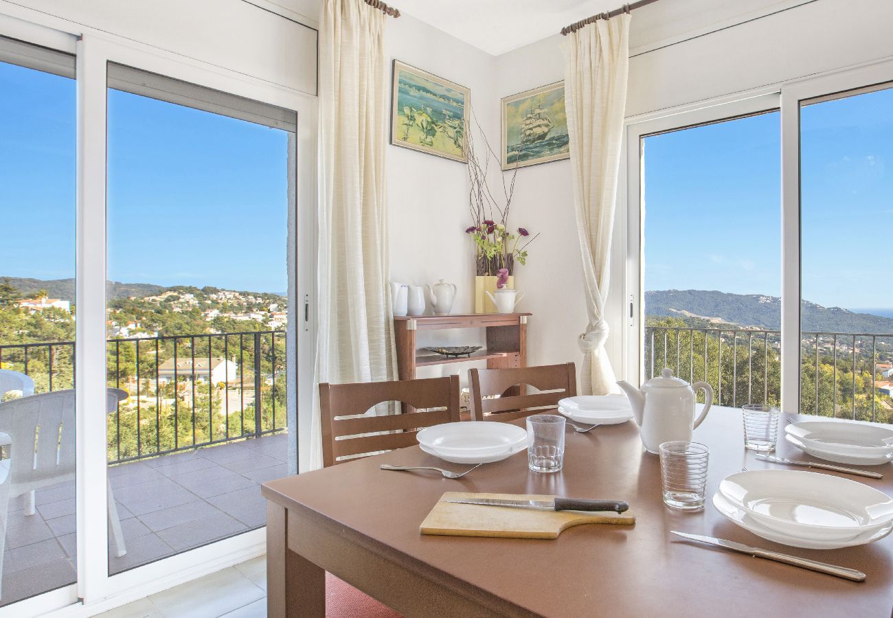 Villa à Lloret de Mar - 2TER01 - Maison de 3 chambres avec piscine privée située dans un quartier résidentiel très calme à 7 kms de la plage de Lloret de Mar