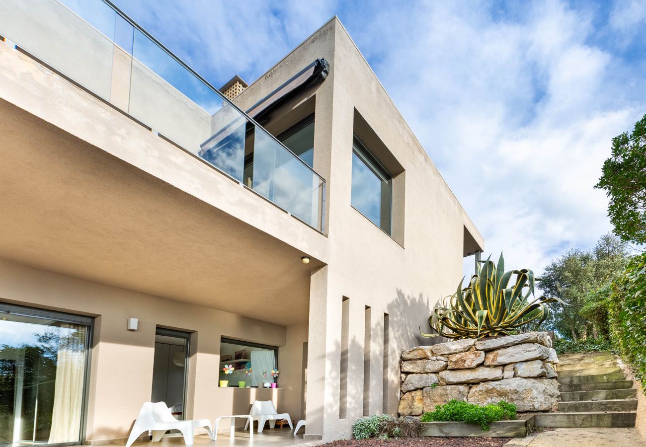 Villa à Lloret de Mar - 2CAST01 - Maison spectaculaire avec piscine privée et vue imprenable sur la mer située dans un quartier résidentiel calme à seulement 3 km de la plage