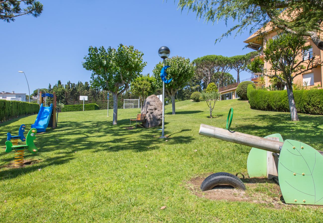 Appartement à Calella de Palafrugell - 1I -90 Appartement confortable avec piscine commune à quelques minutes à pied de la plage de Calella de Palafrugell