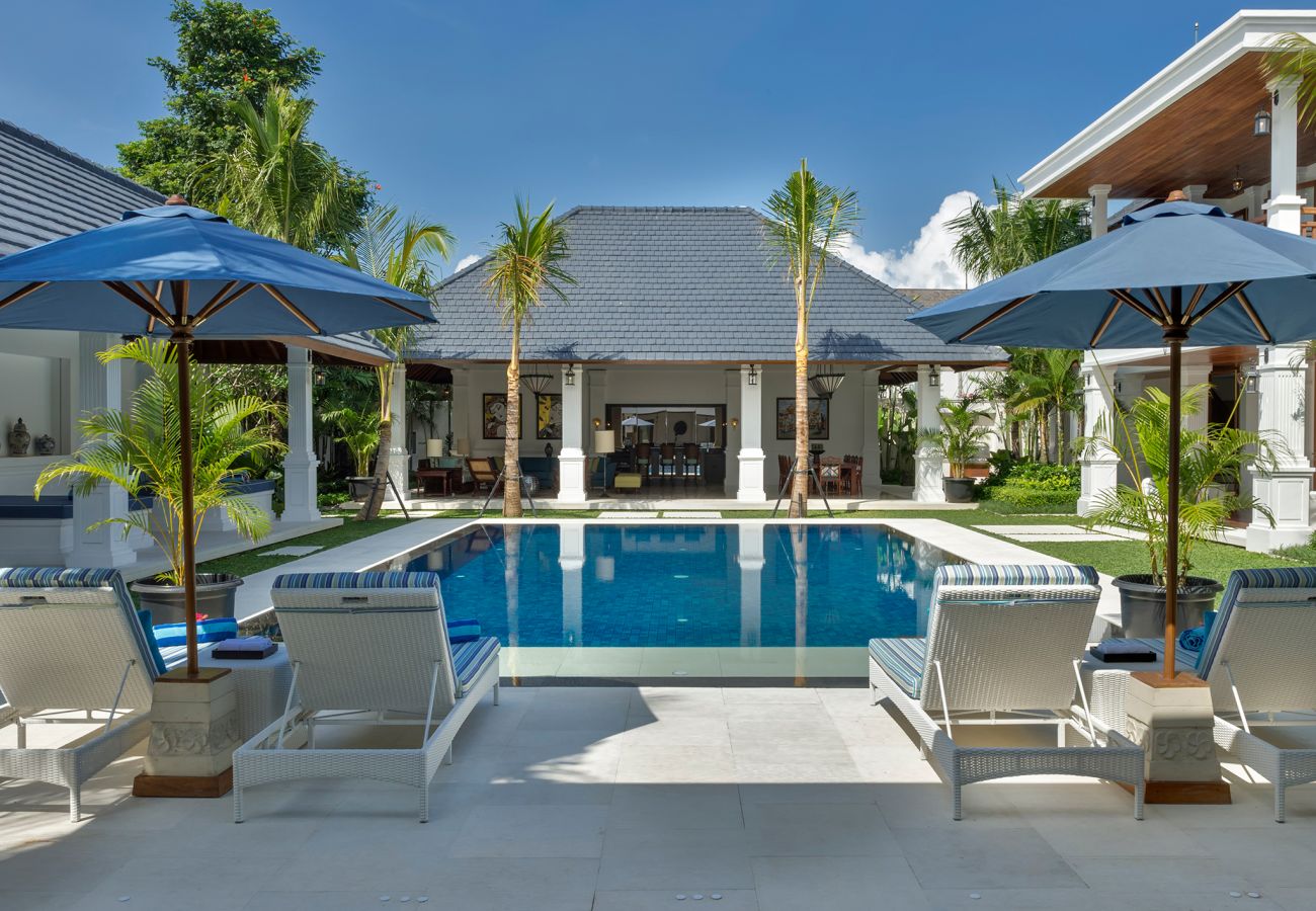 Villa à Seminyak - Windu Asri -  Maison de luxe à côté de la plage à Bali 