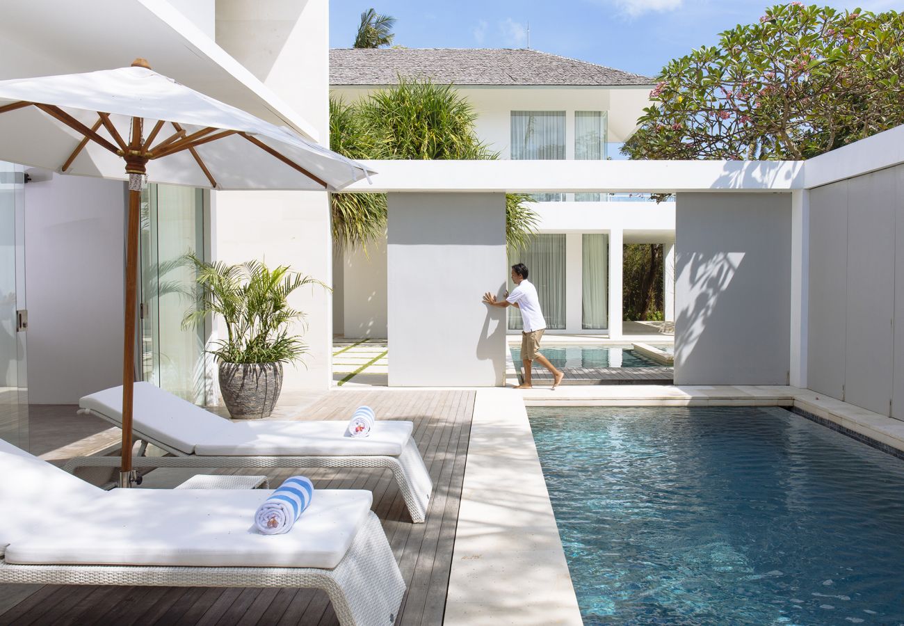 Villa à Canggu - Canggu Nord - Maison spectaculaire avec piscine près de la plage à Bali