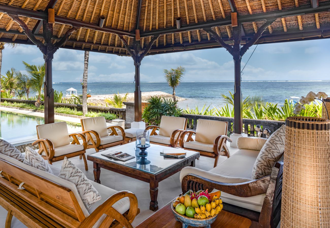 Villa à Sanur - Cemara - Maison avec piscine et vue spectaculaire sur la mer à Bali