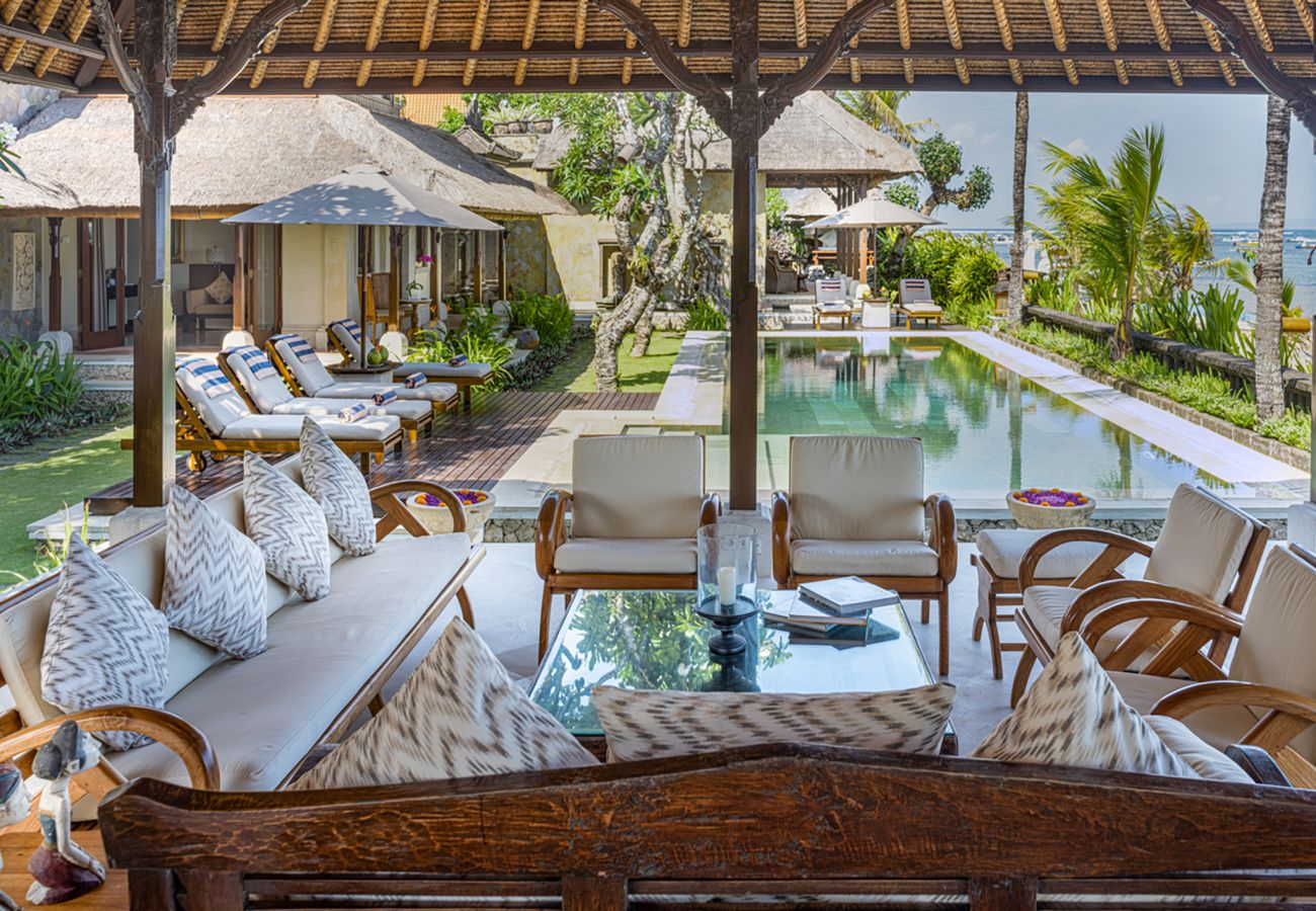 Villa à Sanur - Cemara - Maison avec piscine et vue spectaculaire sur la mer à Bali