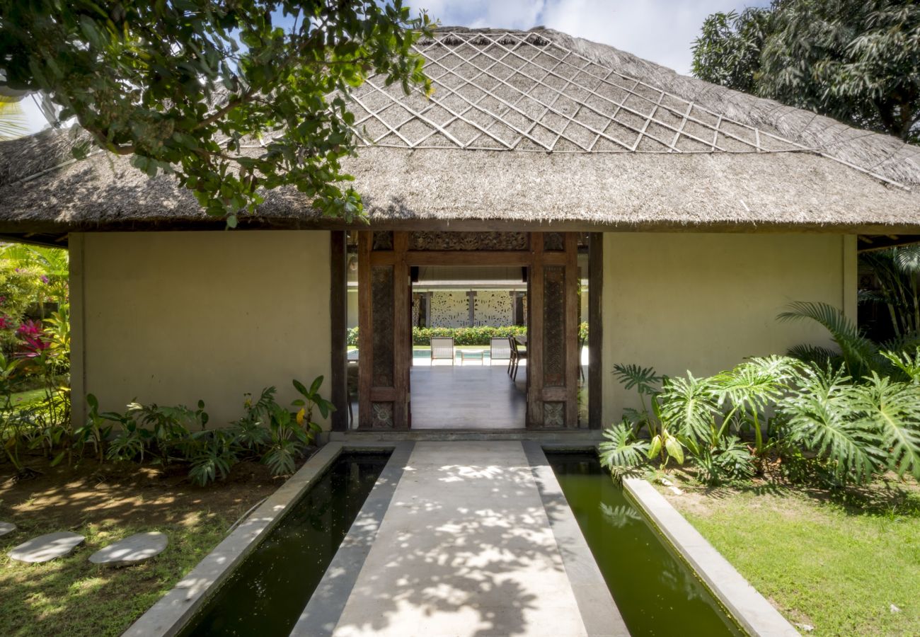 Villa à Uluwatu - Akilea Estate - spectaculaire maison de 14 chambres avec piscine a Bali