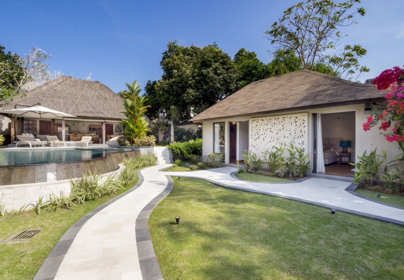 Villa à Uluwatu - Akilea Estate - spectaculaire maison de 14 chambres avec piscine a Bali