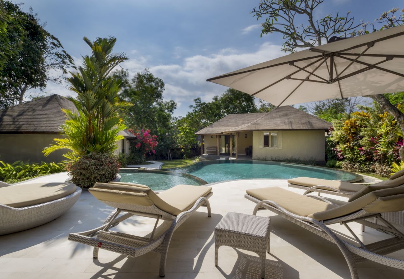 Villa à Uluwatu - Akilea Estate - spectaculaire maison de 14 chambres avec piscine a Bali