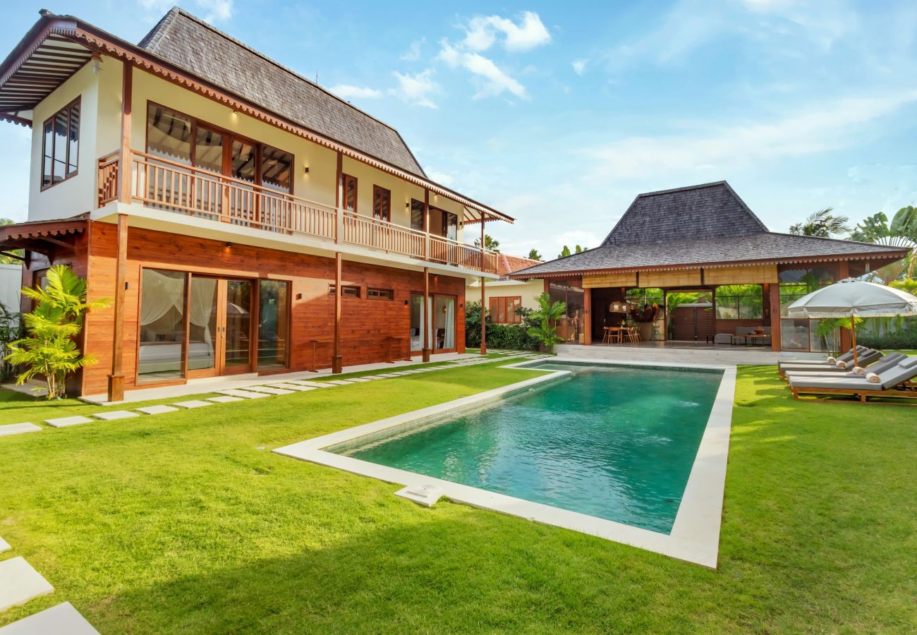 Villa à Kerobokan - Alea Estate - Maison spectaculaire pour 18 personnes avec piscine à Bali