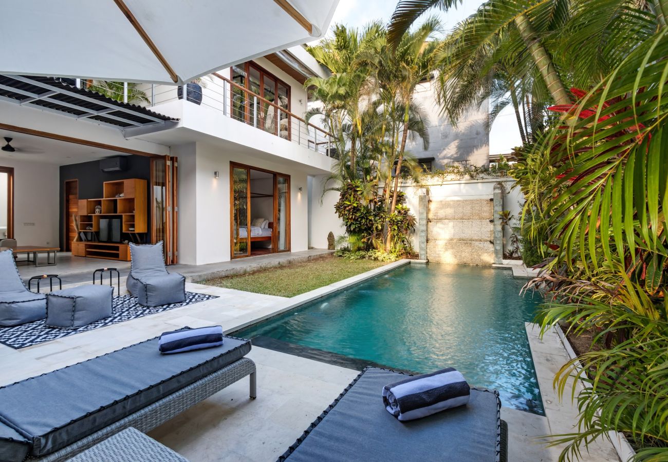 Villa à Seminyak - Cinta 1 - Spectaculaire villa de 3 chambres avec piscine près de la plage de Bali