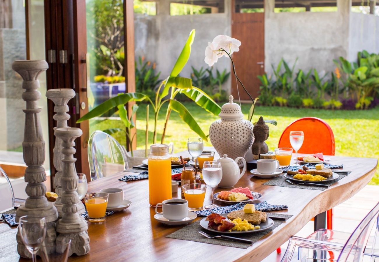 Villa à Sanur - Delphino- Villa spectaculaire pour 10 personnes avec vue sur la mer près de la plage de Bali