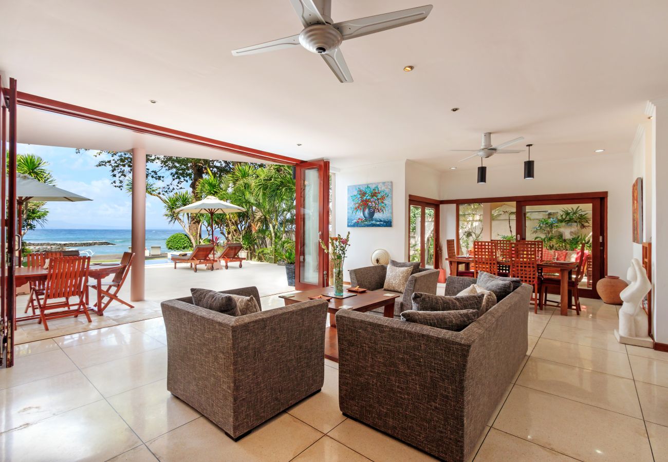 Villa à Candidasa - pantai candidasa - Belle maison de 2 chambres avec vue imprenable sur la mer à Bali