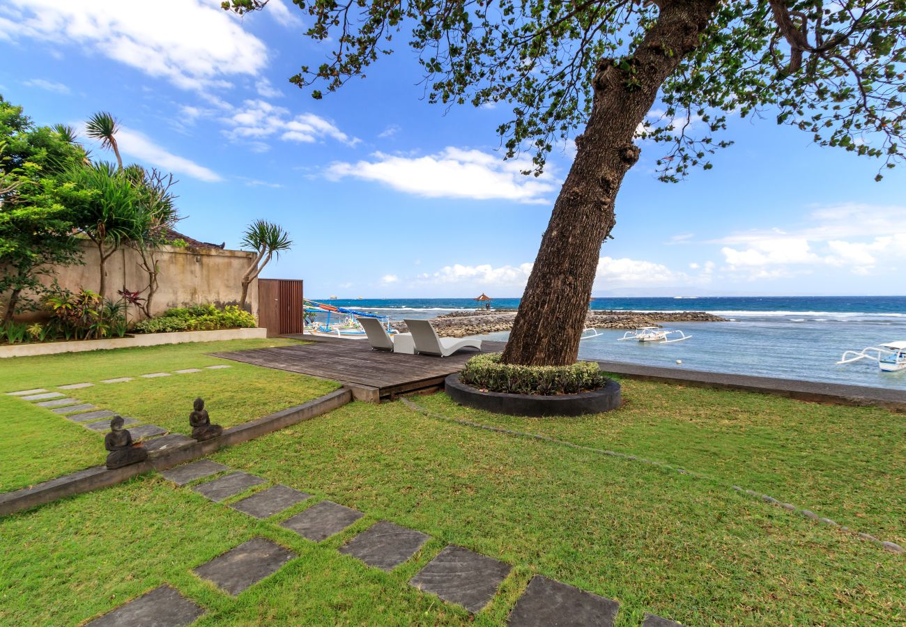 Villa à Candidasa - pantai candidasa - Belle maison de 2 chambres avec vue imprenable sur la mer à Bali