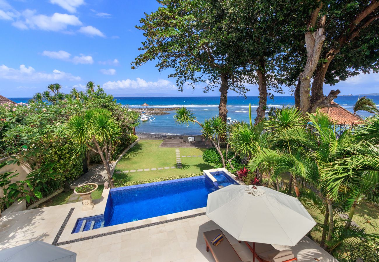 Villa à Candidasa - pantai candidasa - Belle maison de 2 chambres avec vue imprenable sur la mer à Bali