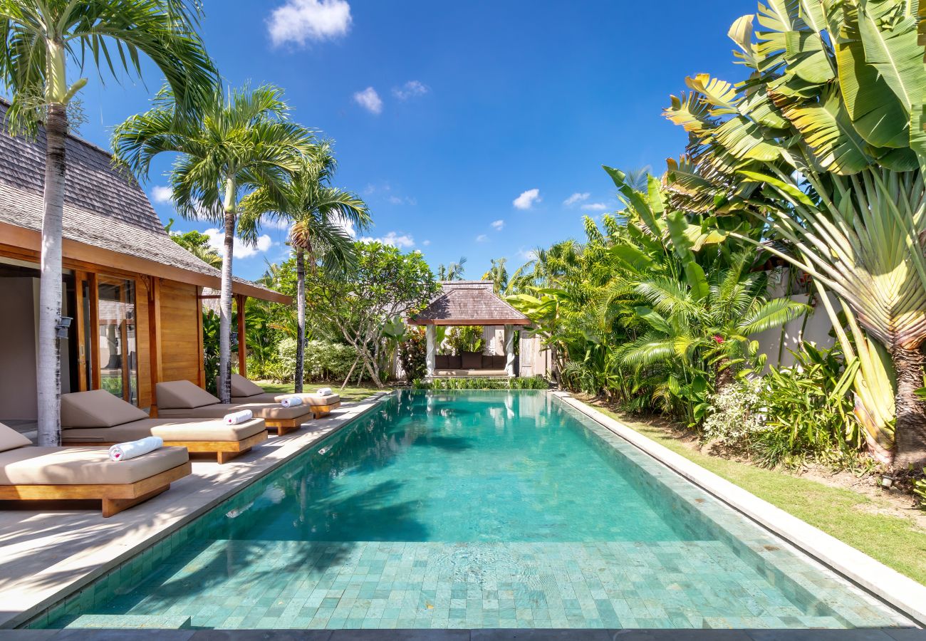 Villa à Kerobokan - Little Manao - Belle maison de 4 chambres avec piscine à Bali