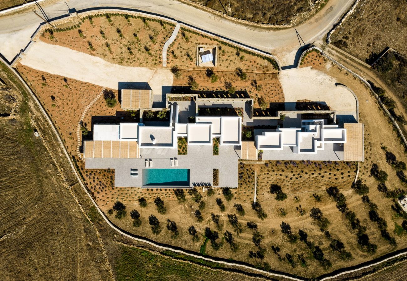 Villa à Paros - Elea - Magnifique maison avec piscine pour 10 personnes et vue mer à Golden Beach (Grèce)