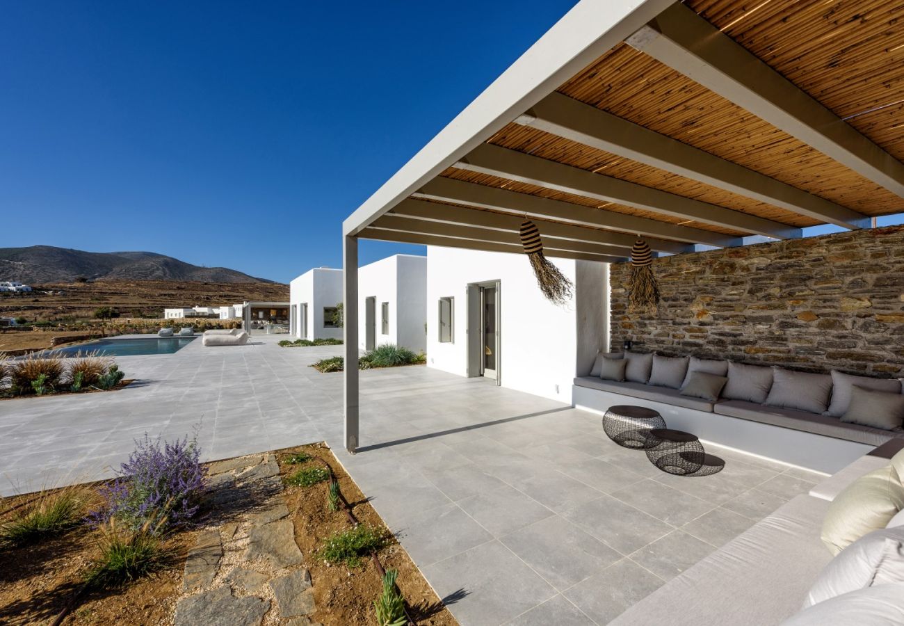 Villa à Paros - Elea - Magnifique maison avec piscine pour 10 personnes et vue mer à Golden Beach (Grèce)