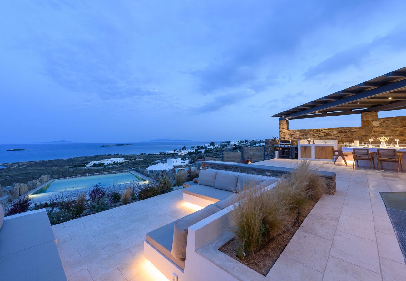 Villa à Paros - Bellevue - Belle maison pour 8 personnes avec vue imprenable sur la mer près de la plage de Grèce à Paros