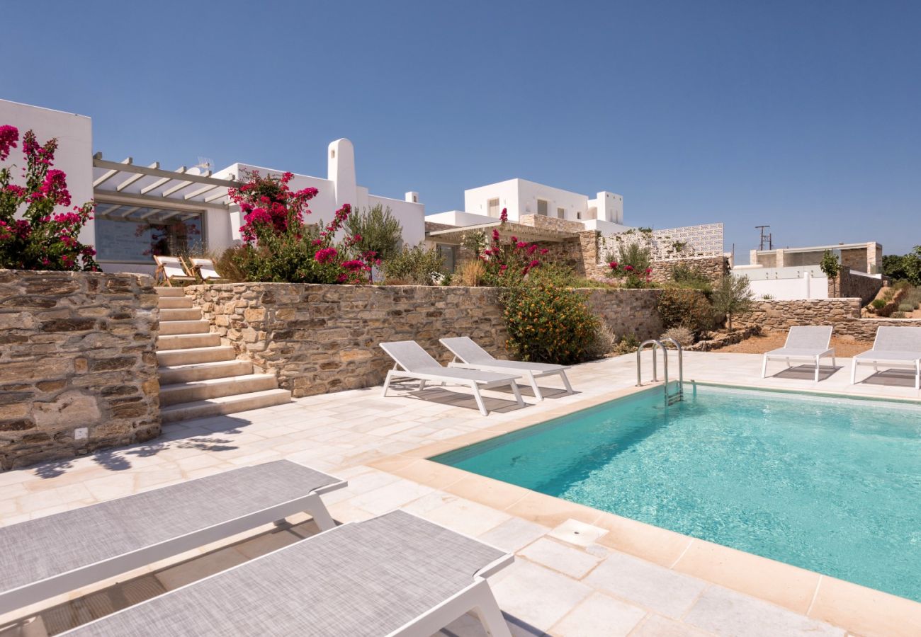 Villa à Paros - Eridan - Maison spectaculaire pour 8 avec piscine et belles vues sur la mer en Grèce