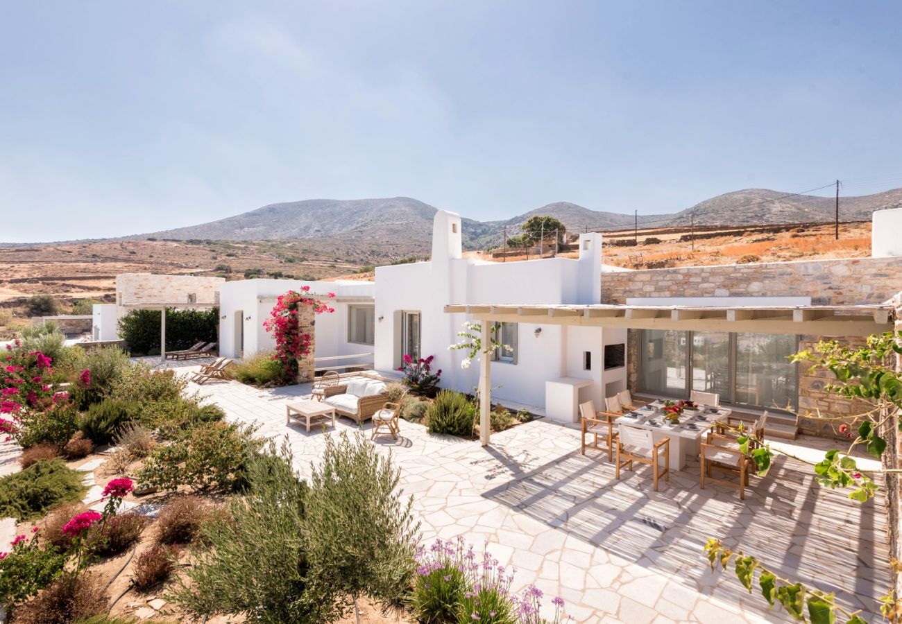 Villa à Paros - Eridan - Maison spectaculaire pour 8 avec piscine et belles vues sur la mer en Grèce