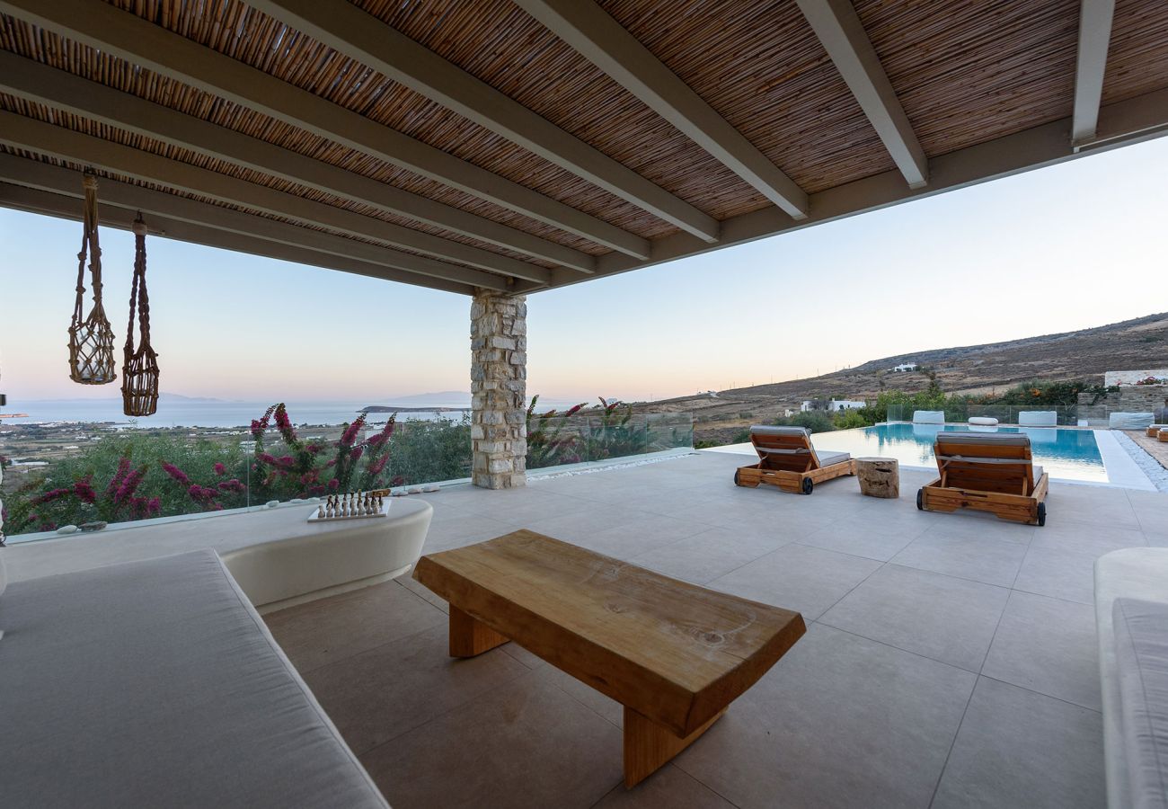 Villa à Paros - Lenora-Spectaculaire maison de 4 chambres avec de belles vues sur la mer près de Golden Beach (Grèce)