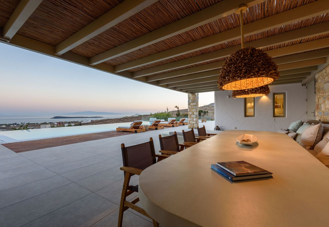 Villa à Paros - Lenora-Spectaculaire maison de 4 chambres avec de belles vues sur la mer près de Golden Beach (Grèce)